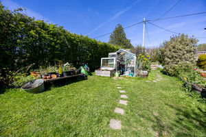 Photo 13- click for photo gallery